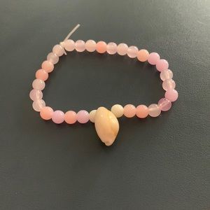 Pearl shell bracelet